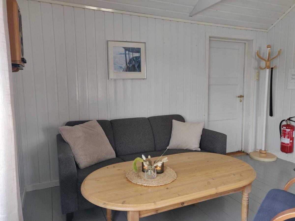 Fiskekrogen Rorbuer Henningsvaer Exterior photo