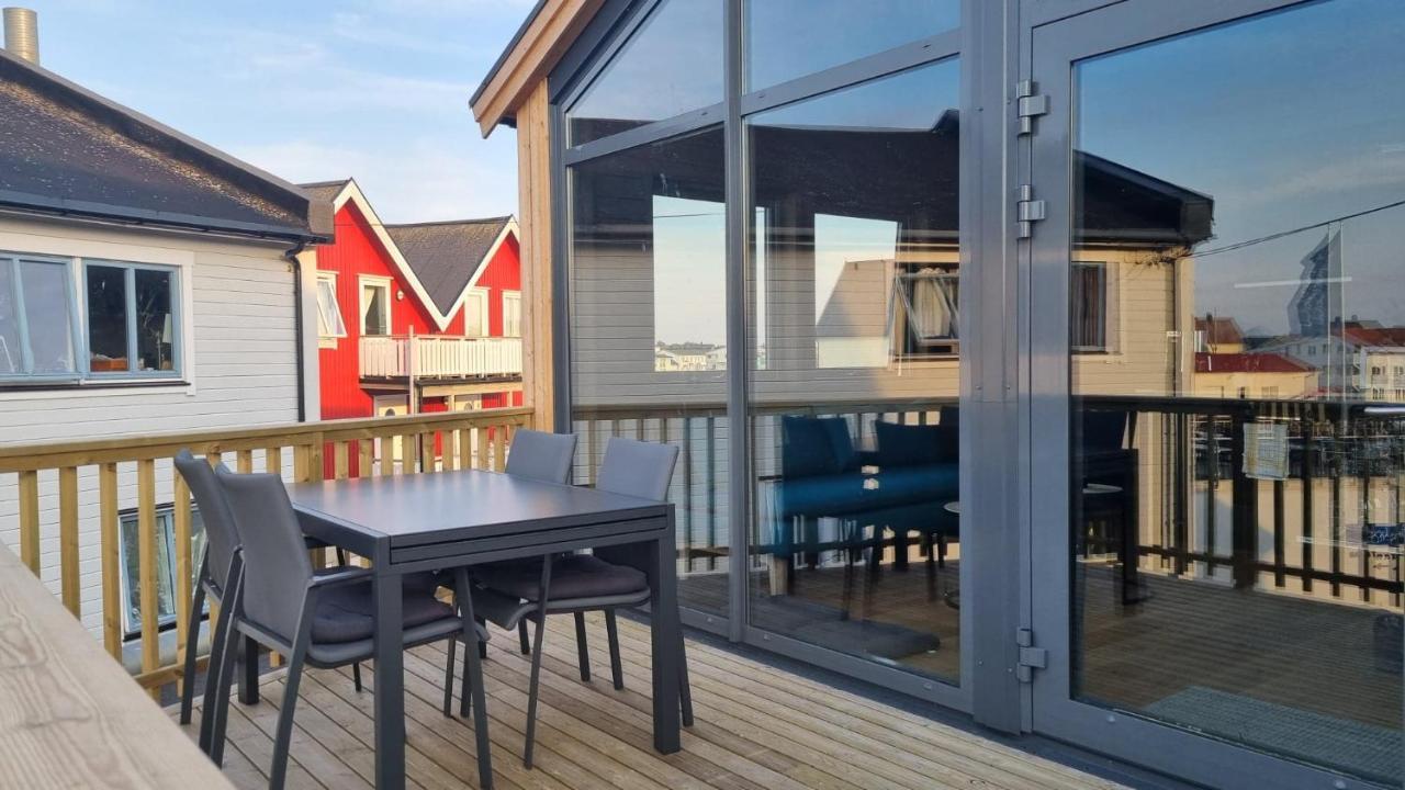 Fiskekrogen Rorbuer Henningsvaer Exterior photo
